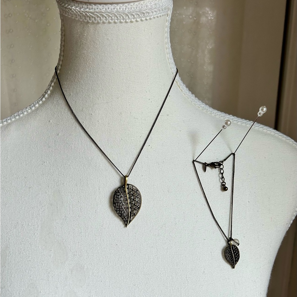 Burnished Bronze Elegant Leaf Pendant Necklace and Bracelet Set